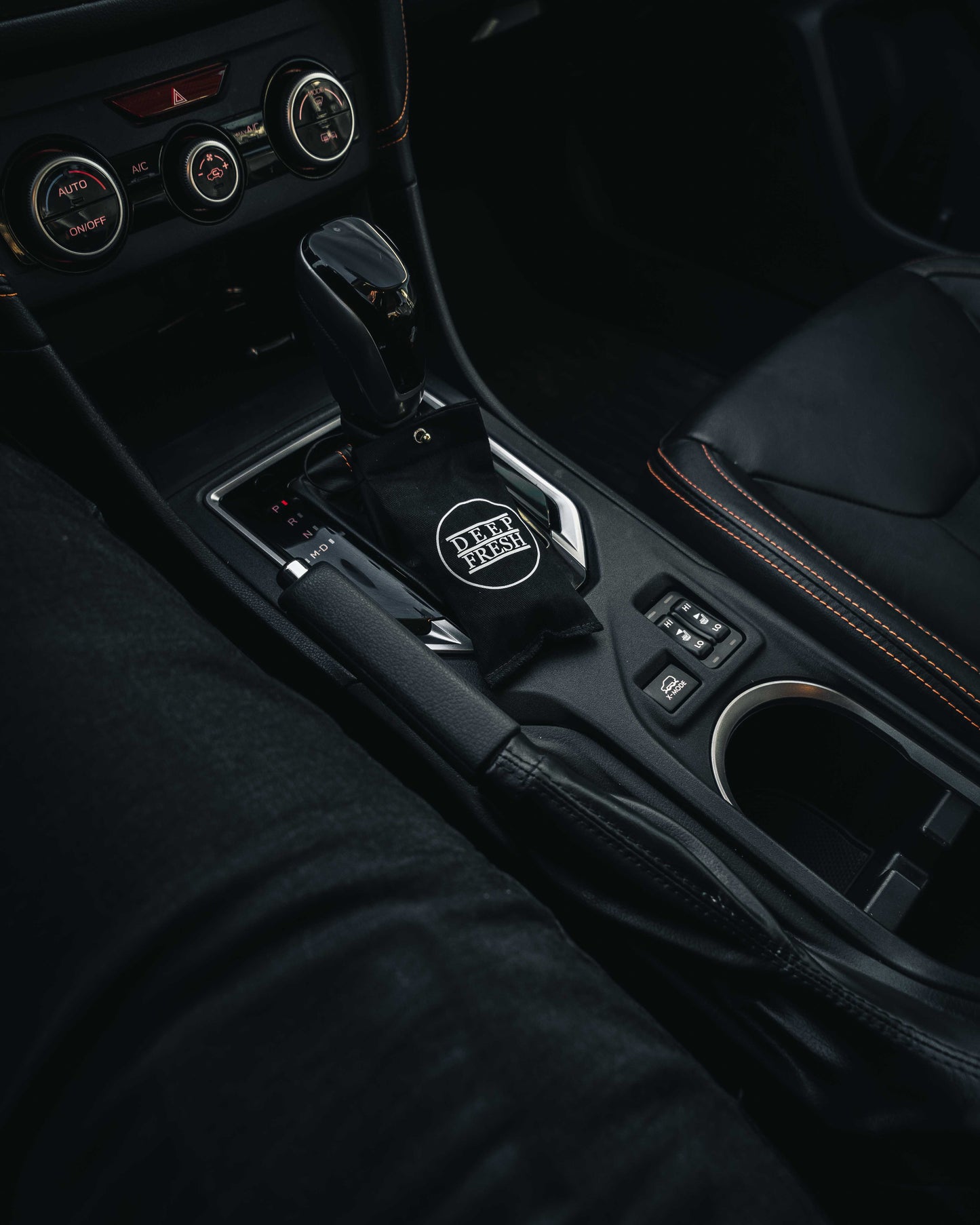 DEEP BLACK AIR FRESHENER